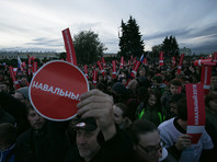 1 ноября Навальный в своем блоге объявил о прекращении проведения встреч с избирателями в виде согласованных митингов, так как это, по его словам, более невозможно из-за того, что местные власти не дают на них разрешений
