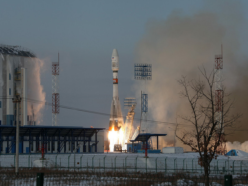 Западные СМИ продолжают обсуждать состоявшийся на прошлой неделе в России неудачный запуск ракеты "Союз 2-1б" с 19 спутниками