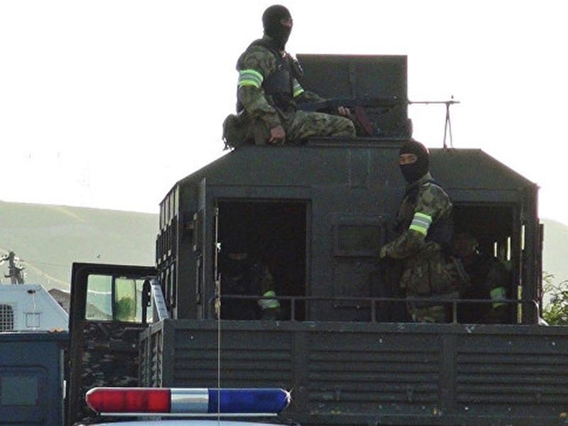 В ходе контртеррористической операции (КТО) в Кабардино-Балкарии силовики уничтожили боевика. Боестолкновение проходило у населенного пункта Урвань вечером 15 декабря


