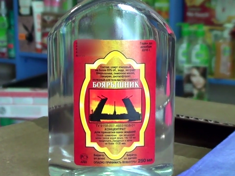 Во время расследования массовой гибели 78 жителей Иркутска от поддельного "Боярышника" выяснилось, что метиловый спирт, использовавшийся для его производства, реализовал работник предприятия, которым руководил осужденный