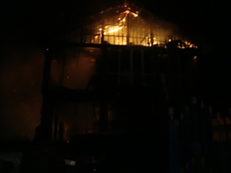 В Пермском крае в результате крупного пожара погибли пять человек, в том числе трое детей
