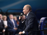Путин заявил о "деструктивных силах" в интернете и усомнился в праве на анонимность