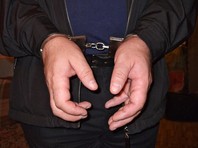 Юрия Дмитриева задержали в середине декабря 2016 года и обвинили в изготовлении порнографических материалов с участием его приемной дочери. Все фотографии, которые следствие посчитало подозрительными, представляют собой так называемый дневник здоровья


