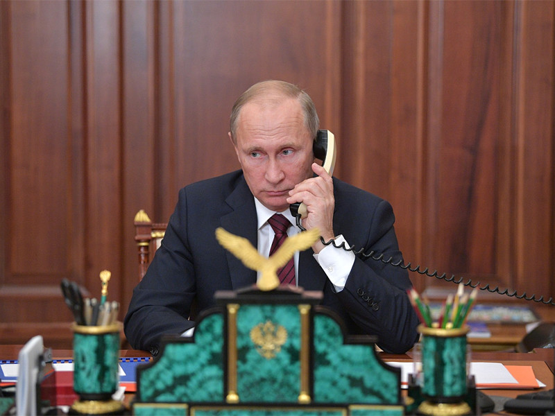 Президент РФ Владимир Путин вечером в понедельник, 12 февраля, обсудил по телефону со своим американским коллегой Дональдом Трампом палестино-израильское урегулирование