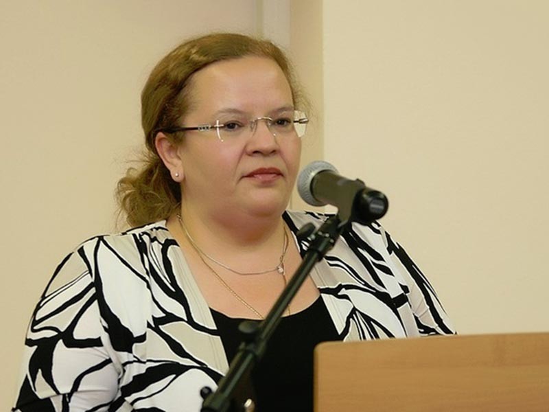 Заместитель министра здравоохранения Татарстана Елена Шишмарева, ставшая подозреваемой по делу о мошенничестве и отправленная ранее судом под домашний арест, найдена мертвой у себя дома

