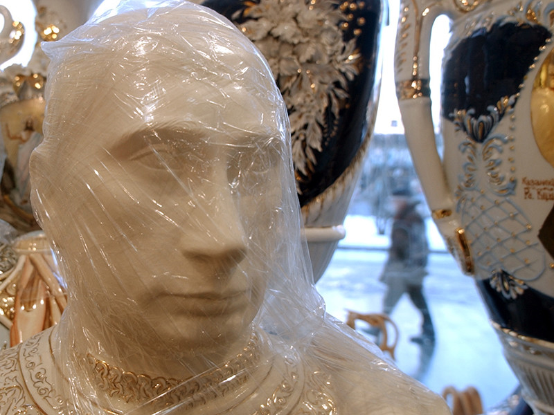 Сибирячка наладила производство мыла в форме бюстов Путина 