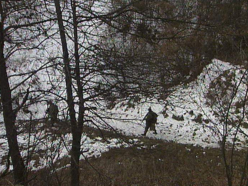 Двое приговоренных 29 января к длительным срокам заключения бывших боевиков участвовали в 2000 году в нападении на псковских десантников в Чечне. Аслана Валиева и Фаизбека Амангазиева опознали другие бойцы Хаттаба, уже отбывающие наказание