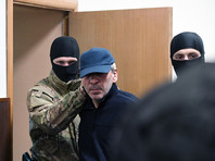 На задержанного экс-премьера Дагестана могут завести новое дело из-за "золотого" пистолета