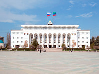 Чего ждать от нового кабмина Дагестана вместо "свергнутого": перед "выписанным" из Татарстана новым премьером Здуновым стоят два вопроса