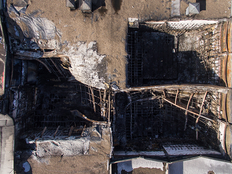 Добровольцы подтвердили озвученное властями количество жертв при пожаре в Кемерово

