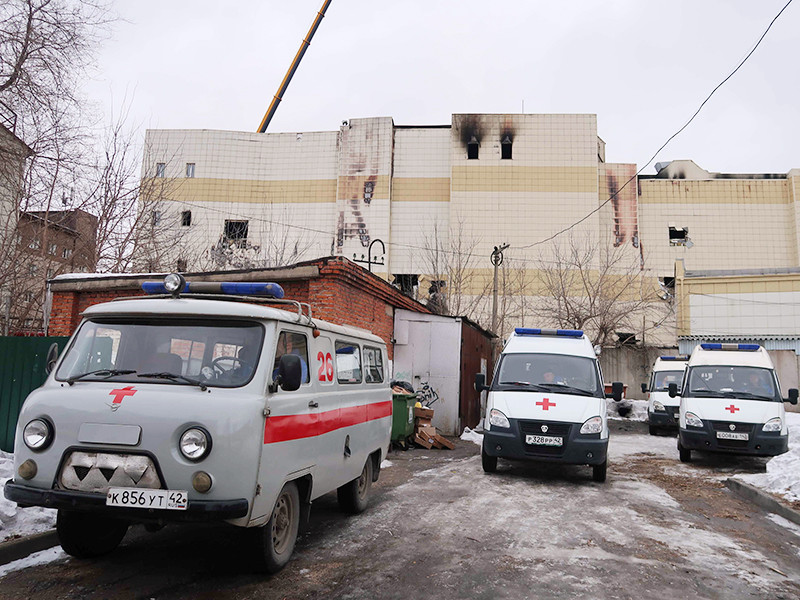 Число пострадавших во время пожара в кемеровском ТЦ "Зимняя вишня" вновь возросло и достигло 79 человек