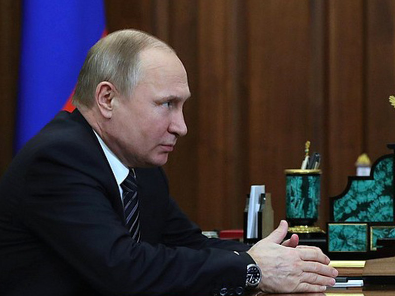Президент РФ Владимир Путин в свете обострения отношений с Великобританией сконцентрировался на внутренних проблемах России, которые требуют от него круглосуточного внимания