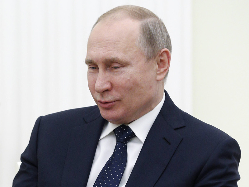 США следует предъявить конкретные данные по этому делу, но экстрадированы в США россияне не будут, заявил президент РФ Владимир Путин в интервью телеканалу NBC