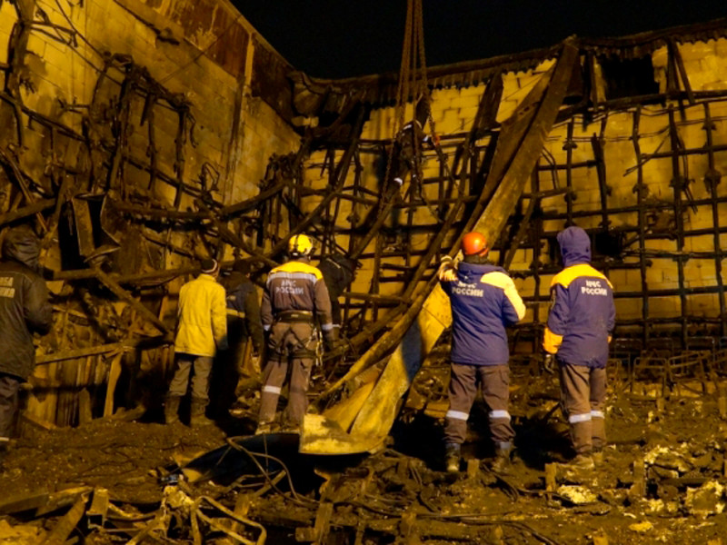 МЧС заступилось за пожарного, обвиненного в халатности при массовой гибели людей в ТЦ "Зимняя вишня"