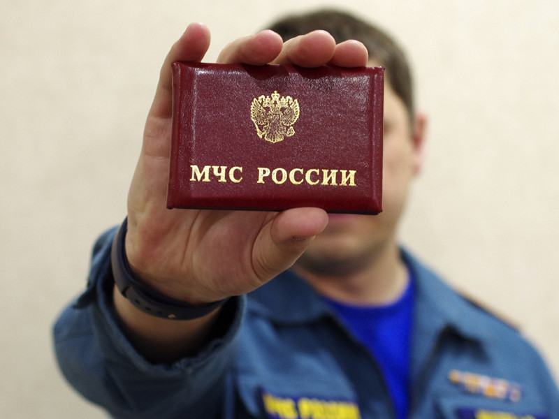 В российских регионах появились самозванцы, выдающие себя за сотрудников МЧС и вымогающие деньги за оказание якобы обязательных услуг по пожарной безопасности