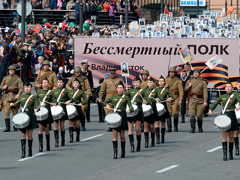 На Дальнем Востоке прошли парады Победы и шествия "Бессмертного полка"