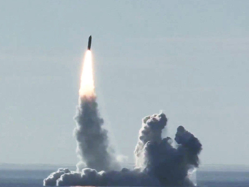Ракетный комплекс Д-30 с межконтинентальной баллистической ракетой Р-30 "Булава" по результатам успешных испытаний в 2018 году принят на вооружение ВМФ России