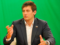 Дмитрий Гудков избран главой  партии "Гражданская инициатива" - ее тут же переименовали в "Партию перемен"