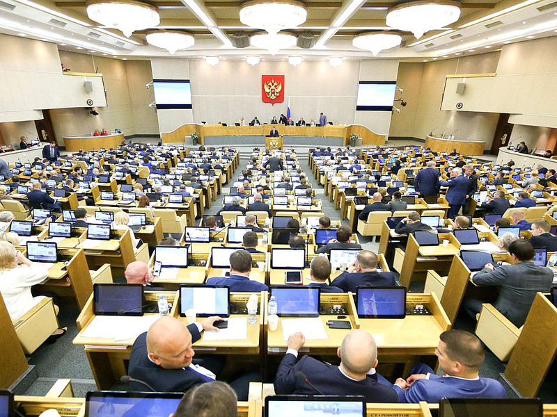 Госдума приняла в основном чтении законопроект о родных языках