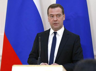 Пока СМИ искали "потеряшку" Медведева, Навальный нашел его связь с закупками еды для Росгвардии по завышенным ценам