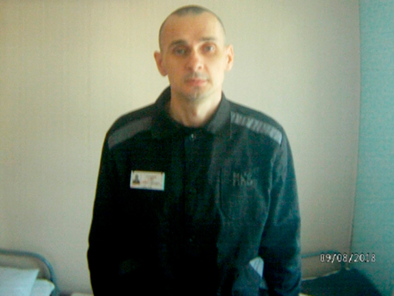 ФСИН опровергла, что Сенцов похудел на 30 кг во время голодовки, и рассказала, сколько он "съел" бюджетных денег