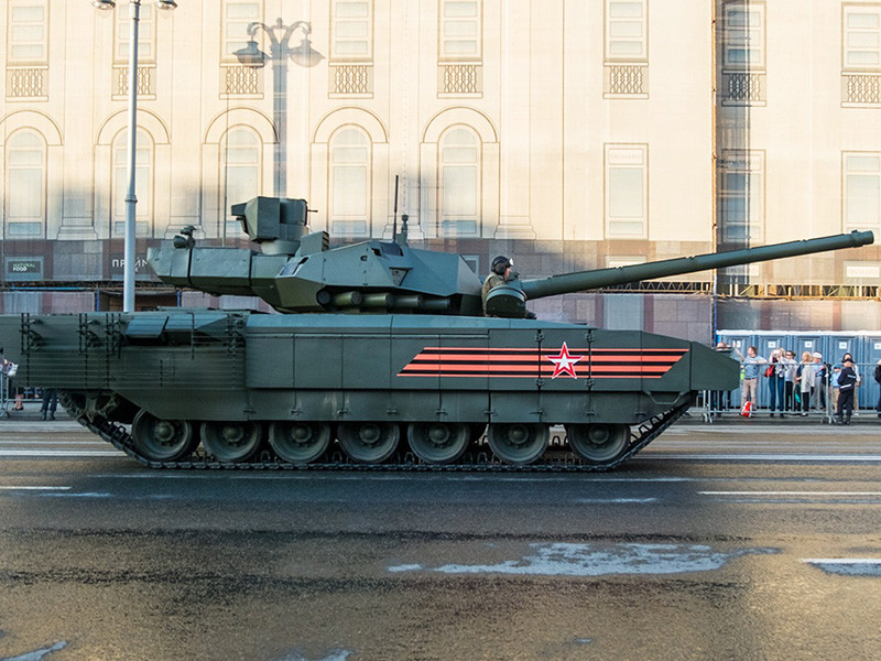 Американский журнал National Interest опубликовал статью, посвященную вооружению российского танка Т-14 "Армата". Комплекс активной защиты "Афганит", который устанавливают на этих танках, назван "инновационным" и "секретным" оружием России