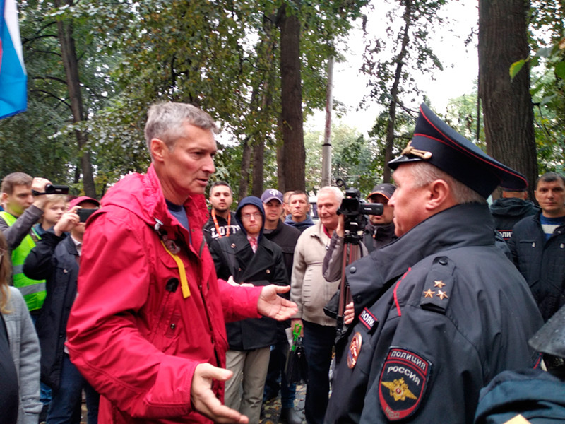 В Екатеринбурге среди задержанных оказался бывший мэр города Евгений Ройзман

