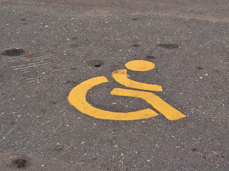 Минтруд намерен убрать термин "инвалиды" из федерального закона о соцзащите инвалидов, а также отказаться от общепринятого перевода слов persons with disabilities