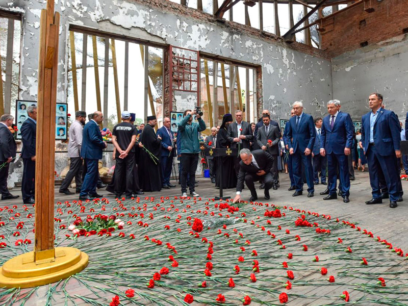 В Северной Осетии проходит вахта памяти по жертвам теракта 1-3 сентября 2004 года