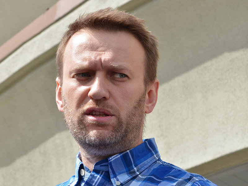 Оппозиционера Алексея Навального, у которого 24 сентября закончился 30-дневный срок административного ареста за участие в январской "забастовке избирателей", задержали сразу на выходе из спецприемника рано утром в понедельник