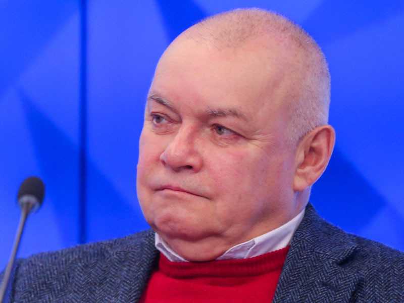 Телеведущий Киселев приступил к работе над "сужением свободы слова", призвав на помощь академиков
