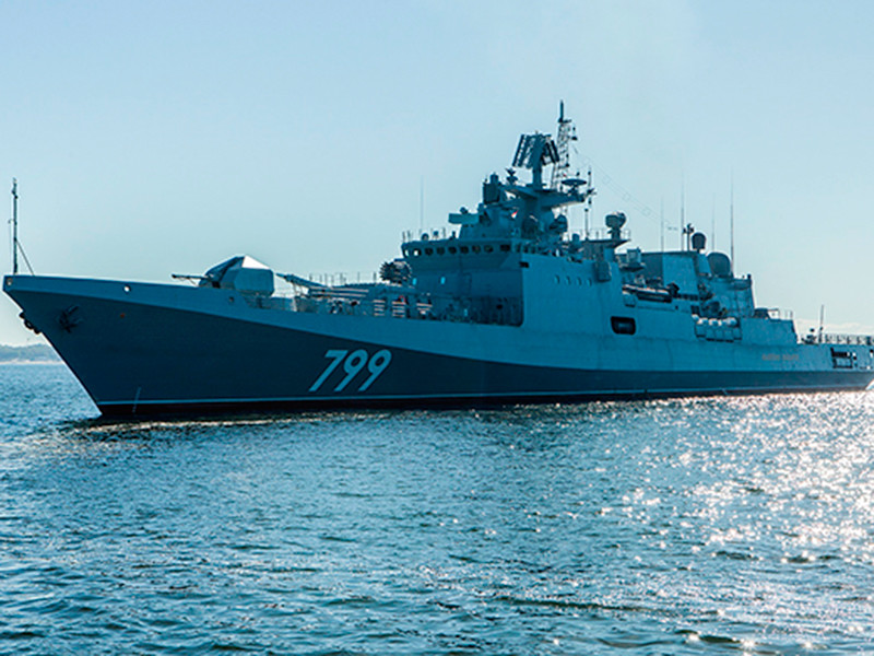 Вооруженный "Калибрами" фрегат "Адмирал Макаров" пополнит соединение ВМФ в Средиземноморье
