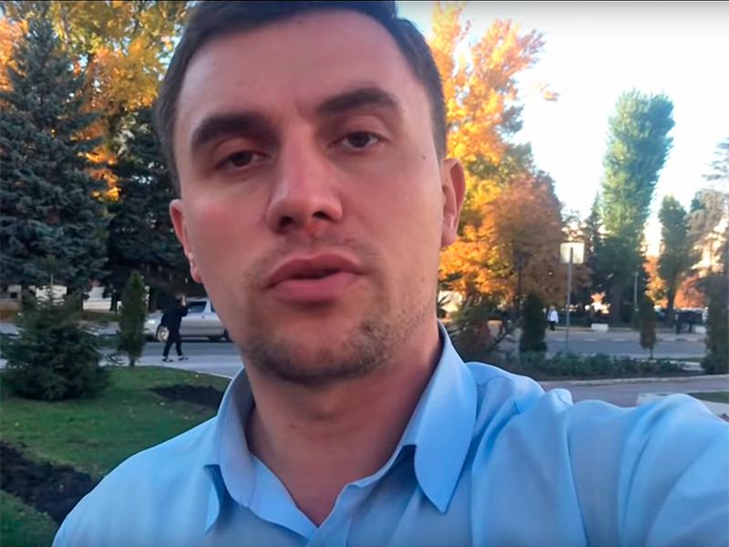 Депутат Саратовской областной думы Николай Бондаренко, который ради эксперимента вторую неделю питается на 3,5 тысячи рублей в месяц, пожаловался на скудное меню