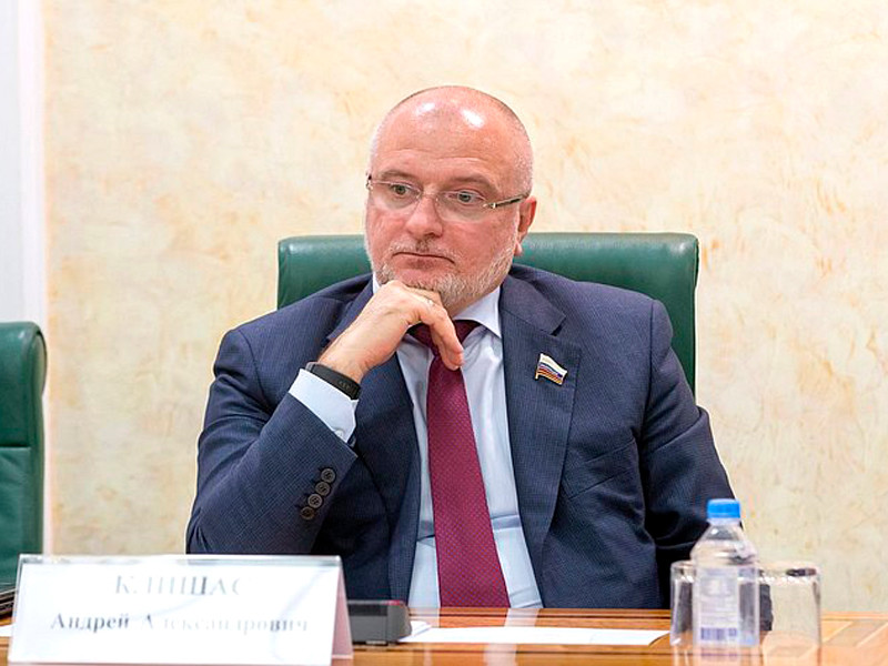 В Госдуме предложили арестовывать за "явное неуважение" к государству в публикациях