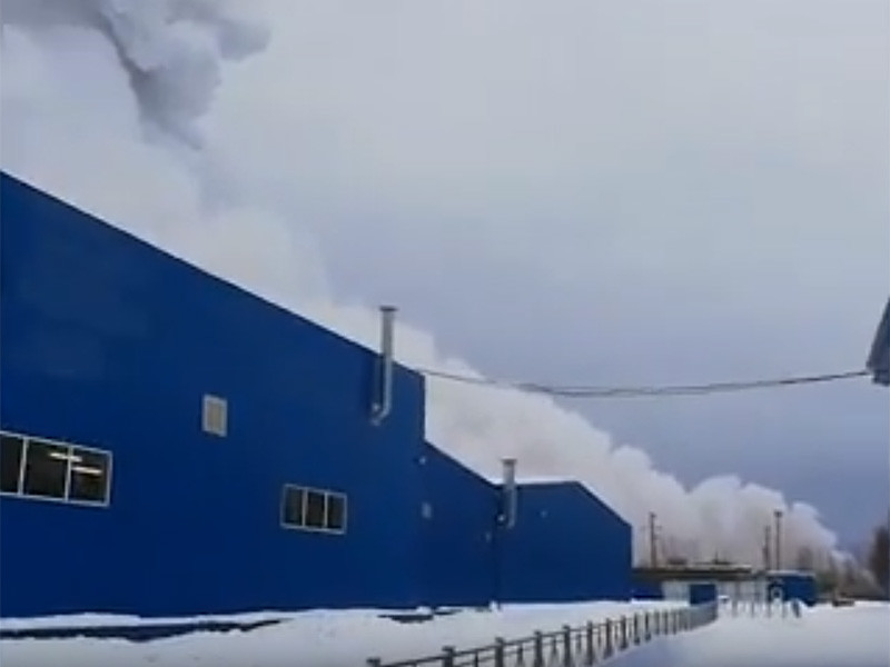 В Кингисеппском районе Ленинградской области произошел взрыв на заводе "Полипласт", производящем химические добавки для бетона и сухих строительных смесей