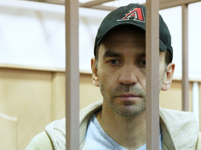 Михаил Абызов пытался снять деньги со своих счетов перед их арестом
