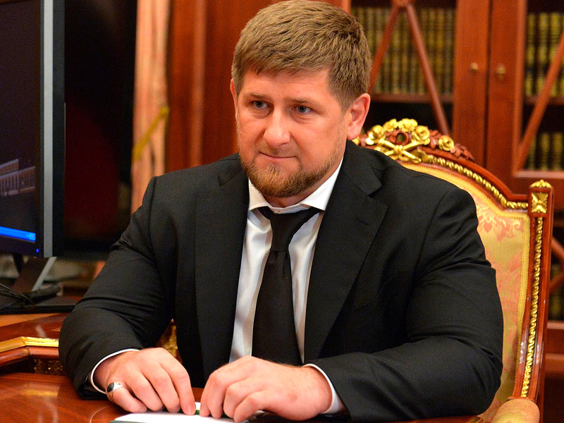 Глава Чечни Рамзан Кадыров рассчитывает, что компания "Газпром межрегионгаз Грозный" после решения Верховного суда республики отменить постановление о списании долгов за газ с населения урегулирует вопрос с задолженностью