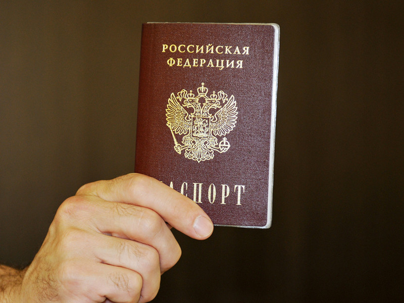 Президент Владимир Путин подписал указ, который упрощает порядок получения российского паспорта для отдельных категорий иностранцев, в том числе для граждан Украины