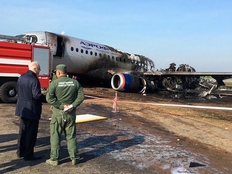 МАК опубликовал предварительный отчет о катастрофе SSJ-100 в Шереметьево, не назвав ни ее причин, ни виновников