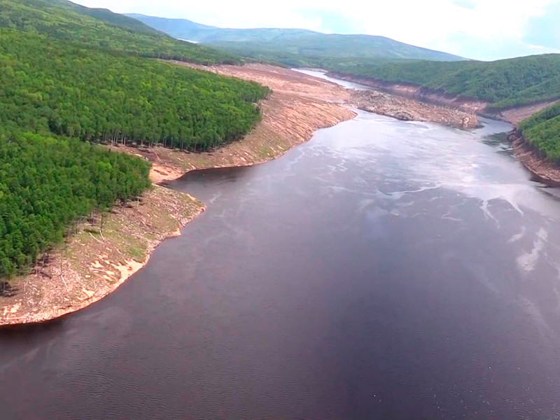 В Хабаровском крае в летнее время оценят последствия "ледяного цунами" на реке Бурея