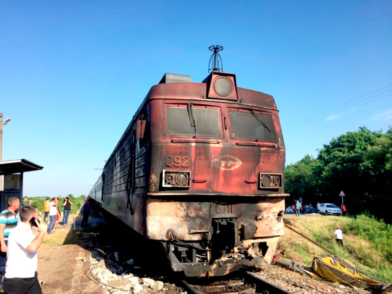 В Адыгее произошло ДТП на нерегулируемом железнодорожном переезде
