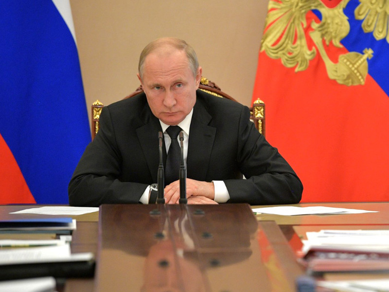 38% россиян не хотели бы, чтобы Владимир Путин остался президентом после окончания нынешнего срока, - таковы данные опроса, опубликованного на сайте "Левада-центра"