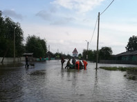 По данным областное ГУ МЧС, от наводнений пострадали 744 человека: 153 госпитализированы, еще 591 жителю, в числе которых 37 детей, медицинская помощь оказана амбулаторно
