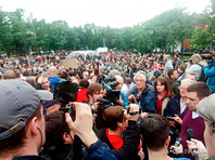 В Новопушкинском сквере Москвы (рядом со станциями метро Пушкинская, Тверская и Чеховская) началась несогласованная акция в поддержку и за допуск независимых от мэрии Москвы кандидатов в Мосгордуму В Новопушкинском сквере Москвы (рядом со станциями метро Пушкинская, Тверская и Чеховская) началась несогласованная акция в поддержку и за допуск независимых от мэрии Москвы кандидатов в Мосгордуму