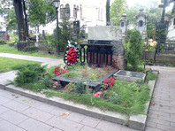 Могила Галины Старовойтовой