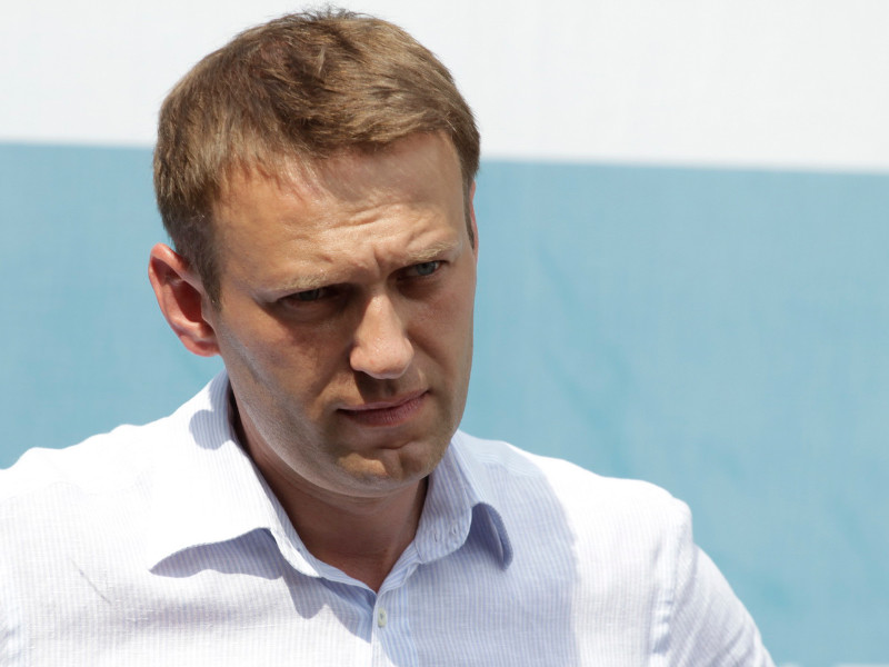 Суд засчитал Навальному госпитализацию в срок административного ареста