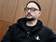 Суд отказался отправить Кирилла Серебренникова под подписку о невыезде в первый день нового рассмотрения дела "Седьмой студии"