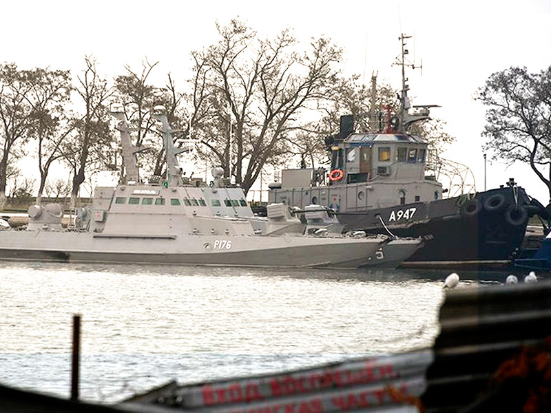 Россия может вернуть Украине задержанные в Керченском проливе корабли до "нормандского" саммита

