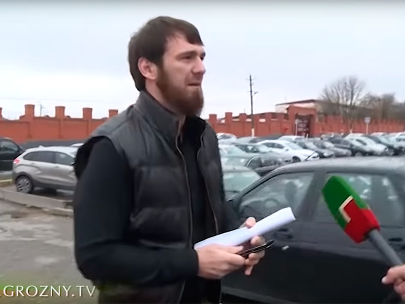 Бывший мэр Грозного, троюродный племянник главы Чечни Ислам Кадыров попросил прощения у руководства республики и чеченского народа за "неосознанные ошибки"