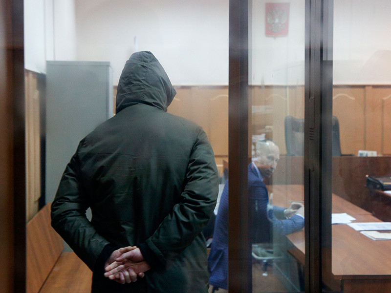 Полицейским, подбросившим наркотики Голунову, предъявили обвинение по трем статьям, включая "народную" 228-ю